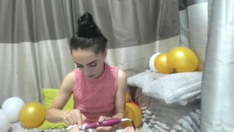 Jessy online show from November 27, 9:11 pm