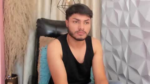 jey_mitchell online show from June 18, 8:36 pm
