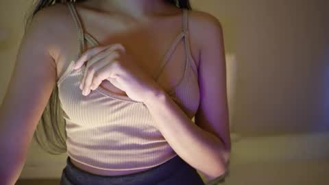 Jhaanvi online show from January 16, 4:38 pm