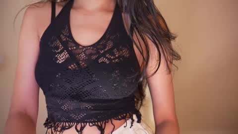 Jhaanvi online show from December 12, 4:32 pm