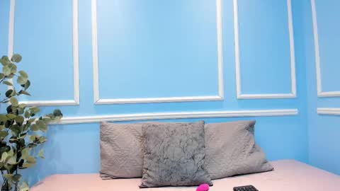 jhasly online show from October 8, 12:00 pm