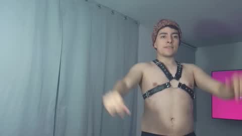 Jhoan Saenz online show from October 25, 3:51 am