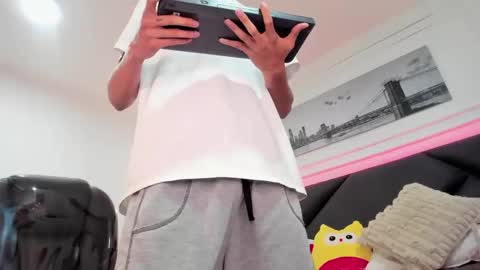 Jhon online show from November 21, 4:27 pm