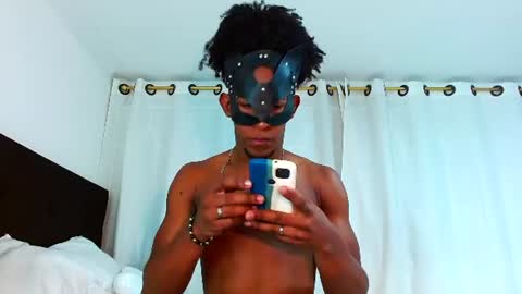 jhon_swit online show from July 29, 2:11 am