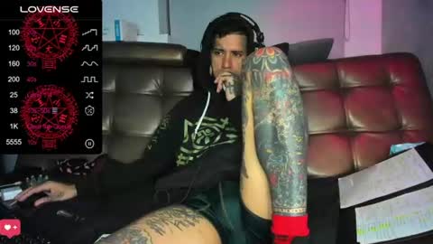 jhonny_ackerman online show from July 23, 6:33 am