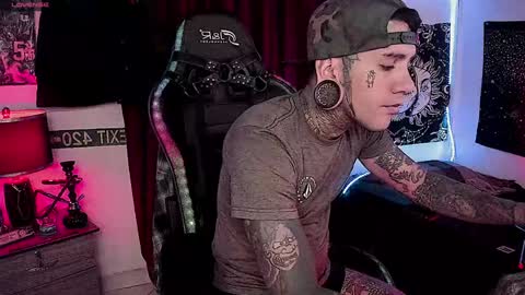 jhonny_ackerman online show from December 8, 7:11 pm