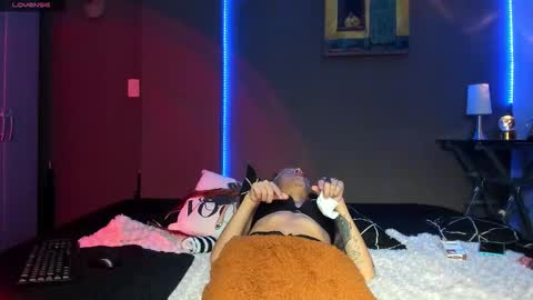 jhonny_ackerman online show from March 19, 1:44 am