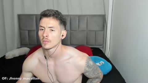 Jhonaiker online show from February 18, 8:03 pm