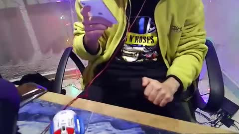 jhonnygoldendick online show from December 7, 7:54 am