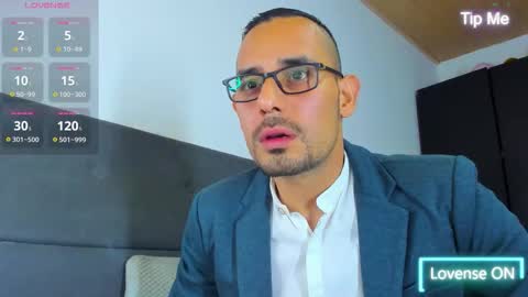 Jhony Alzate online show from October 3, 2:21 am