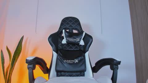 Snapshot of jhors_silv chatting on October 21, 2:16 am Jhors online show from October 21, 2:16 am