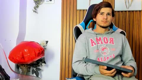 jhossua online show from September 17, 11:35 am