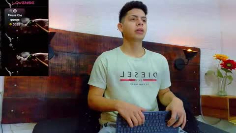 jhosuavega online show from September 23, 2:05 am