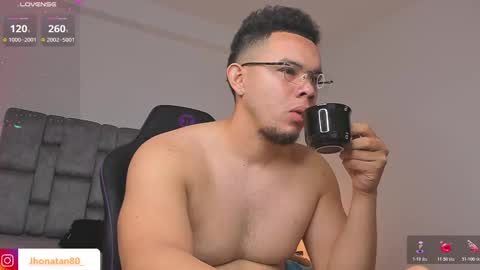 Jhonatan80  online show from February 3, 7:02 am