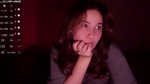 jia_lisaa online show from April 5, 7:33 pm