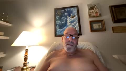 jigsaw54321 online show from June 4, 5:02 am