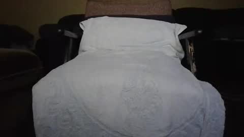 jimmyshelby12 online show from January 24, 5:11 pm