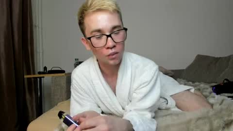 jimyti_bad_boy online show from April 24, 1:29 am