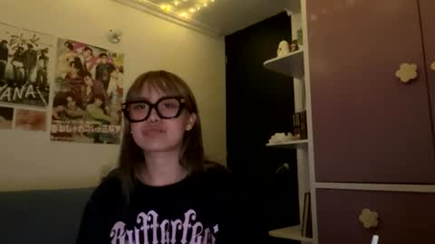 Minaa  online show from July 23, 4:43 am