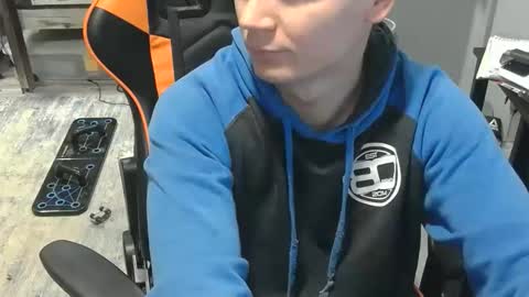 Snapshot of jjhynes402 chatting on October 30, 6:30 pm Jake online show from October 30, 6:30 pm