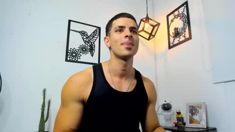 IGJmortton online show from February 4, 1:42 am