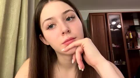 Adel online show from February 24, 5:16 pm