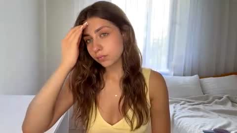 Bella online show from July 28, 2:13 pm