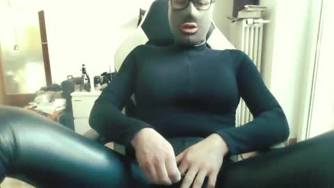 The sweetest toy online show from May 1, 1:38 pm