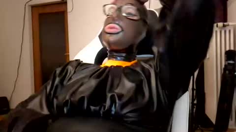 Snapshot of joanesxfree chatting on September 11, 6:09 pm The sweetest toy online show from September 11, 6:09 pm