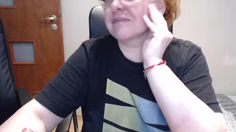 Joanna and Greg online show from February 17, 11:34 am