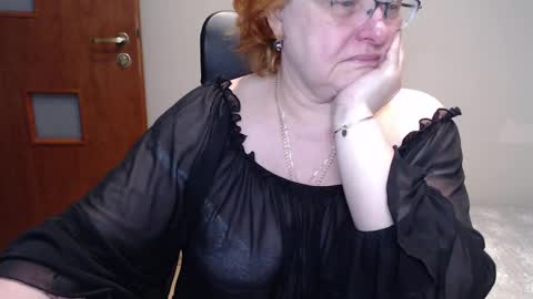 Joanna and Greg online show from March 12, 9:44 am