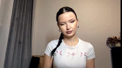 Joan online show from March 27, 7:26 pm