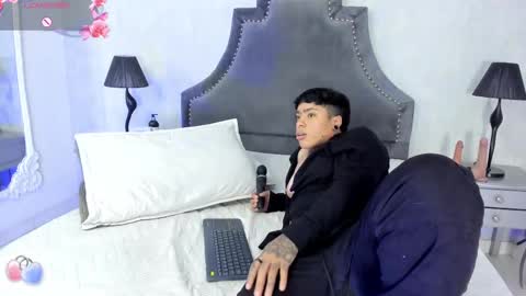 joaoandlexy online show from October 6, 2:46 pm