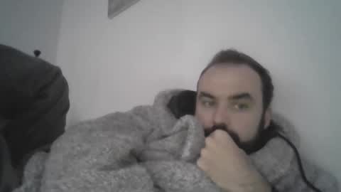 joaodias_18 online show from December 2, 9:45 pm