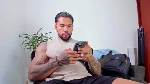 joe_esthetic online show from October 21, 6:22 pm