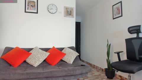 Snapshot of joelandalexa chatting on January 27, 8:17 pm joelandalexa online show from January 27, 8:17 pm