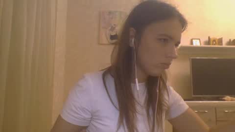 Jennifer online show from October 15, 6:09 pm