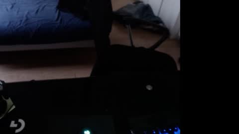 johan59890 online show from December 15, 8:19 am