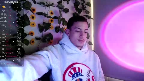 johan_parker222 online show from September 21, 10:14 pm