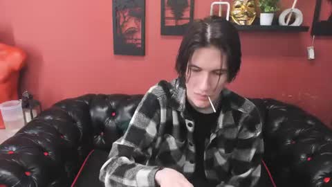 john__strong online show from June 12, 3:33 pm