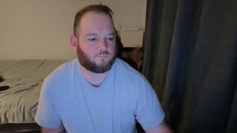john_bear1 online show from May 7, 8:32 am