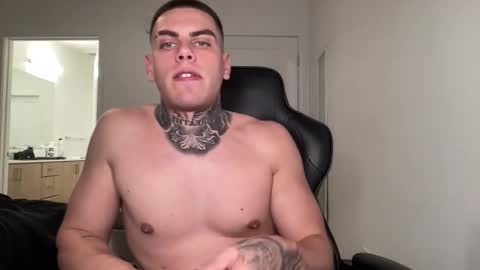 Snapshot of johnafterdark chatting on October 12, 2:26 am JAXX online show from October 12, 2:26 am