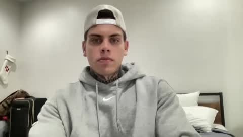 Snapshot of johnafterdark chatting on December 30, 5:44 pm JAXX online show from December 30, 5:44 pm