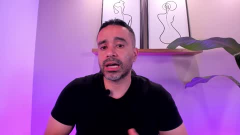 JOHN G MODELS online show from February 11, 12:14 am