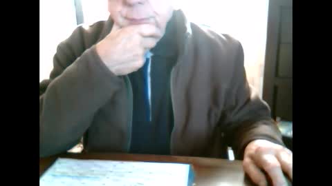 johnjohn6226 online show from October 28, 1:23 pm