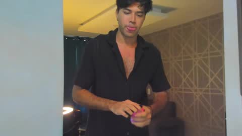 johnny_bravo777 online show from February 16, 11:49 am