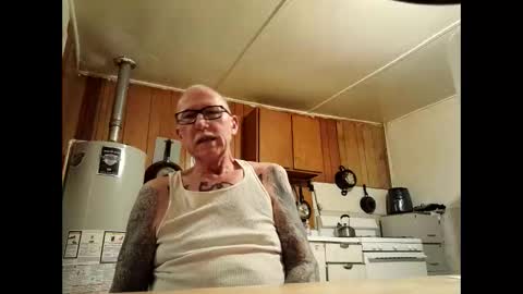 Master online show from February 24, 2:03 am