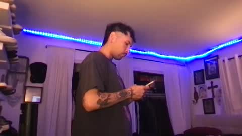 JohnnyDeep66 online show from October 2, 8:13 am