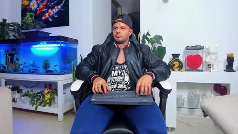 JOHNNY online show from October 28, 1:17 am