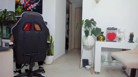 JOHNNY online show from October 17, 12:25 am